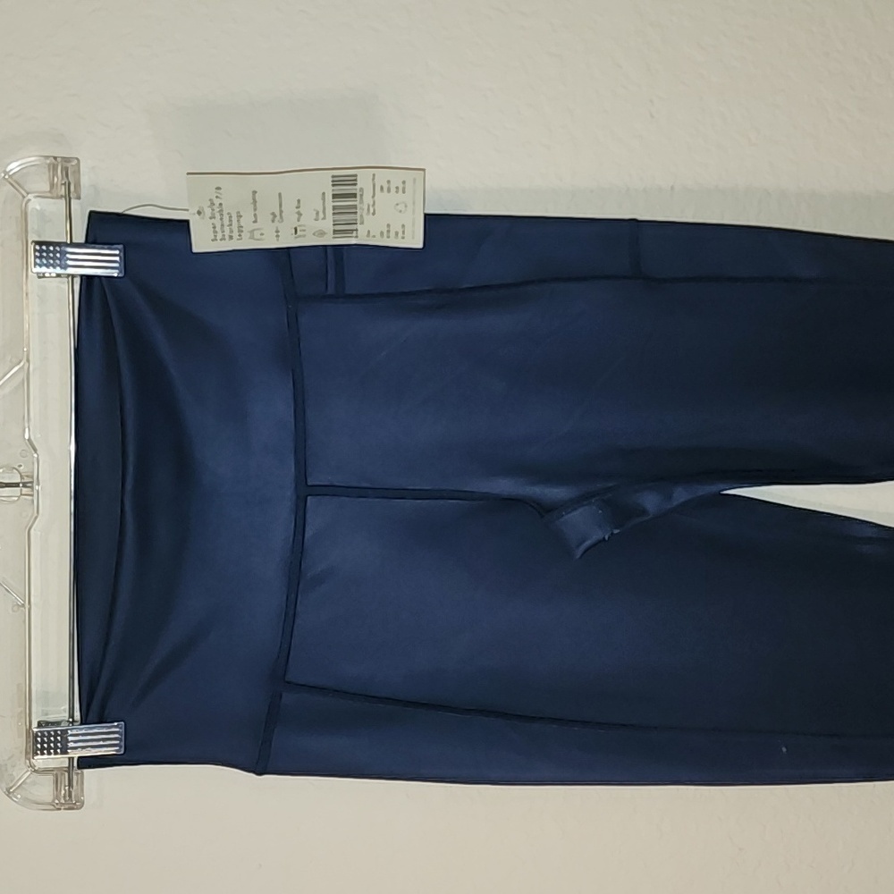 Sweaty Betty London Blue Athlete 7/8 Length Workout High Rise Leggings - Picture 2 of 7